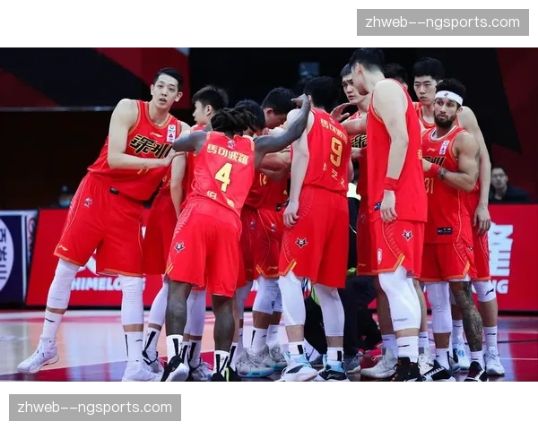 深圳队替补阵容贡献有限 主力球员上场时间偏长 深圳队替补阵容贡献有限 主力球员上场时间偏长